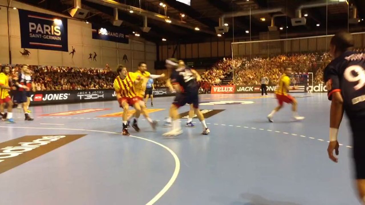 PSG - FC Barcelone | EHFCL But de Mikkel Hansen