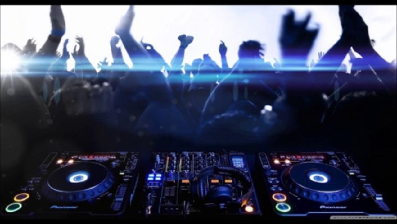 Dee Ray vs  BassTec-On Air Episode #1