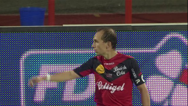 Evian TG FC (ETG) - EA Guingamp (EAG) Le résumé du match (10ème journée) - 2013/2014