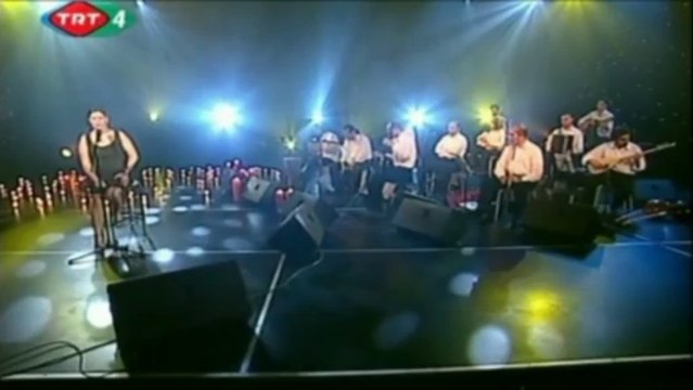 06 gülay hangi bağın bağbanısan gülüsen yar dilinden