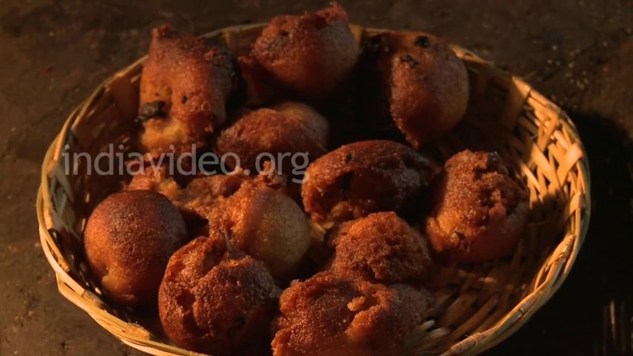 Kerala recipe - How to make Unniyappam