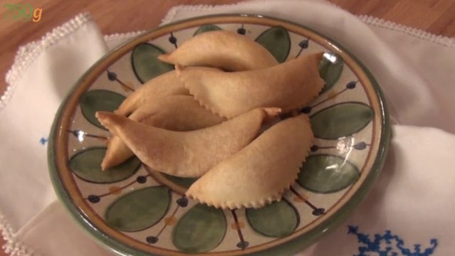 Recette de Cornes de gazelle - 750 Grammes