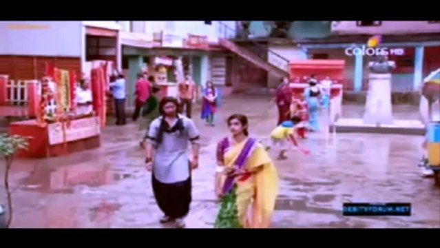 Meghan VM Tu Mere Agal Bagal