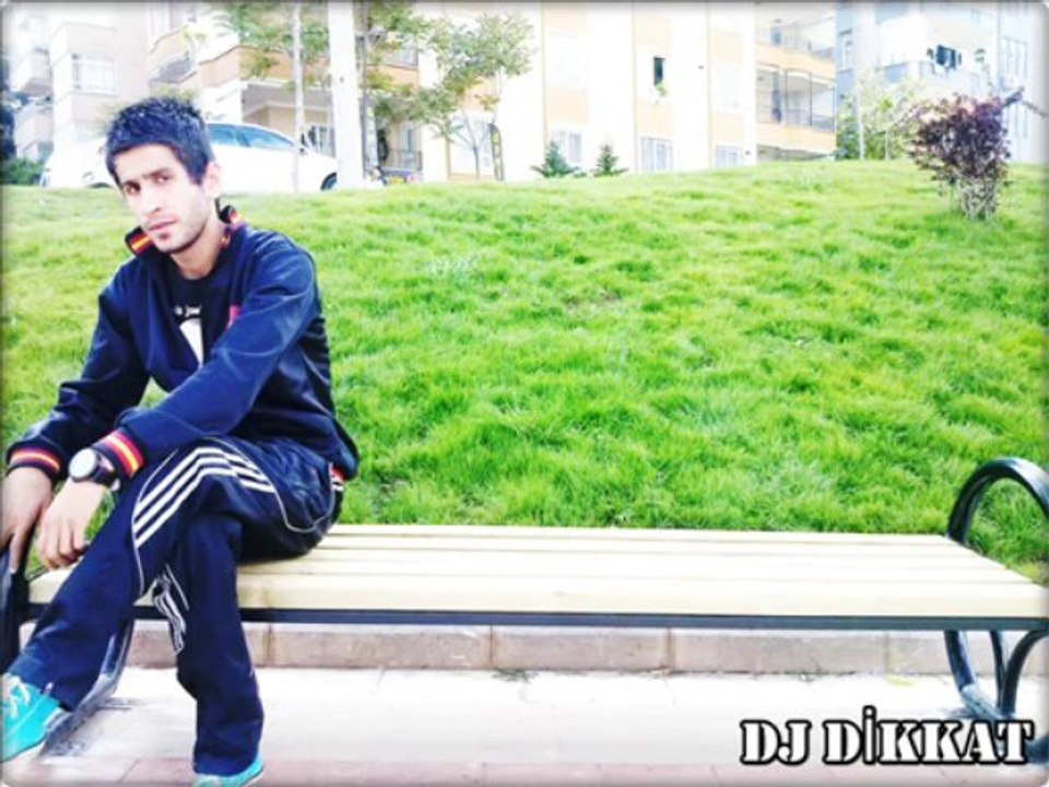 Dj DİKKaT & KéDéR KoLiq & SérSéri éSéR -[ Özlüyorum SéNi YaR ] arabesk Rapte Son nokta