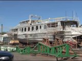 Ile Maurice : Visite du Président dans une usine de thon et sur un chantier naval