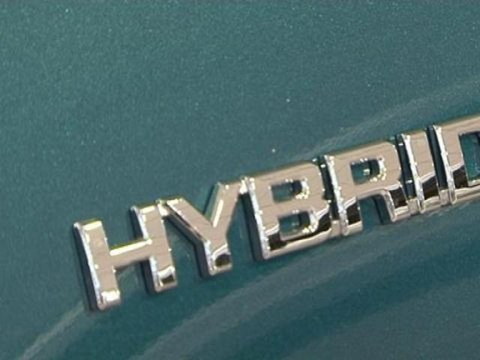 Les voitures hybrides séduisent de plus en plus de Français - 22/10