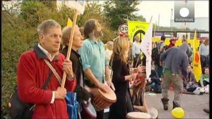 UK and EDF agree deal on two new nuclear reactors