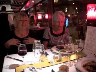 Trolley des Lumières - Bus Restaurant (English version)