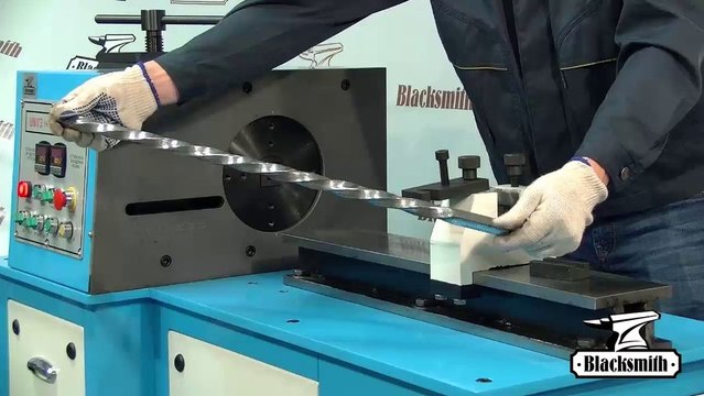 Универсальный станок для ковки UNV3 Blacksmith