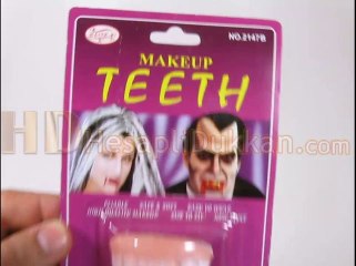 Vampir dişi şaka malzemesi