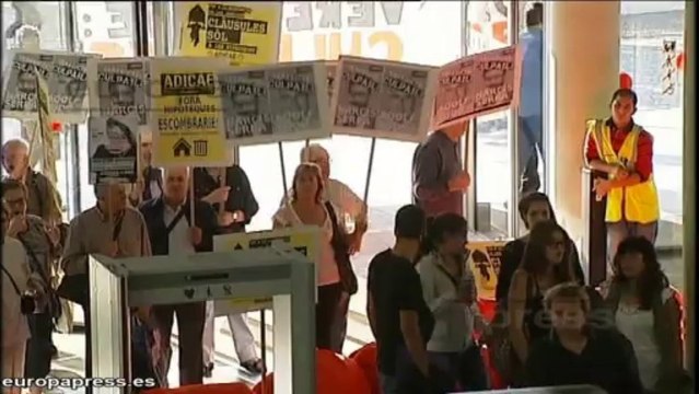 Serra justifica los sueldos legales y convenientes