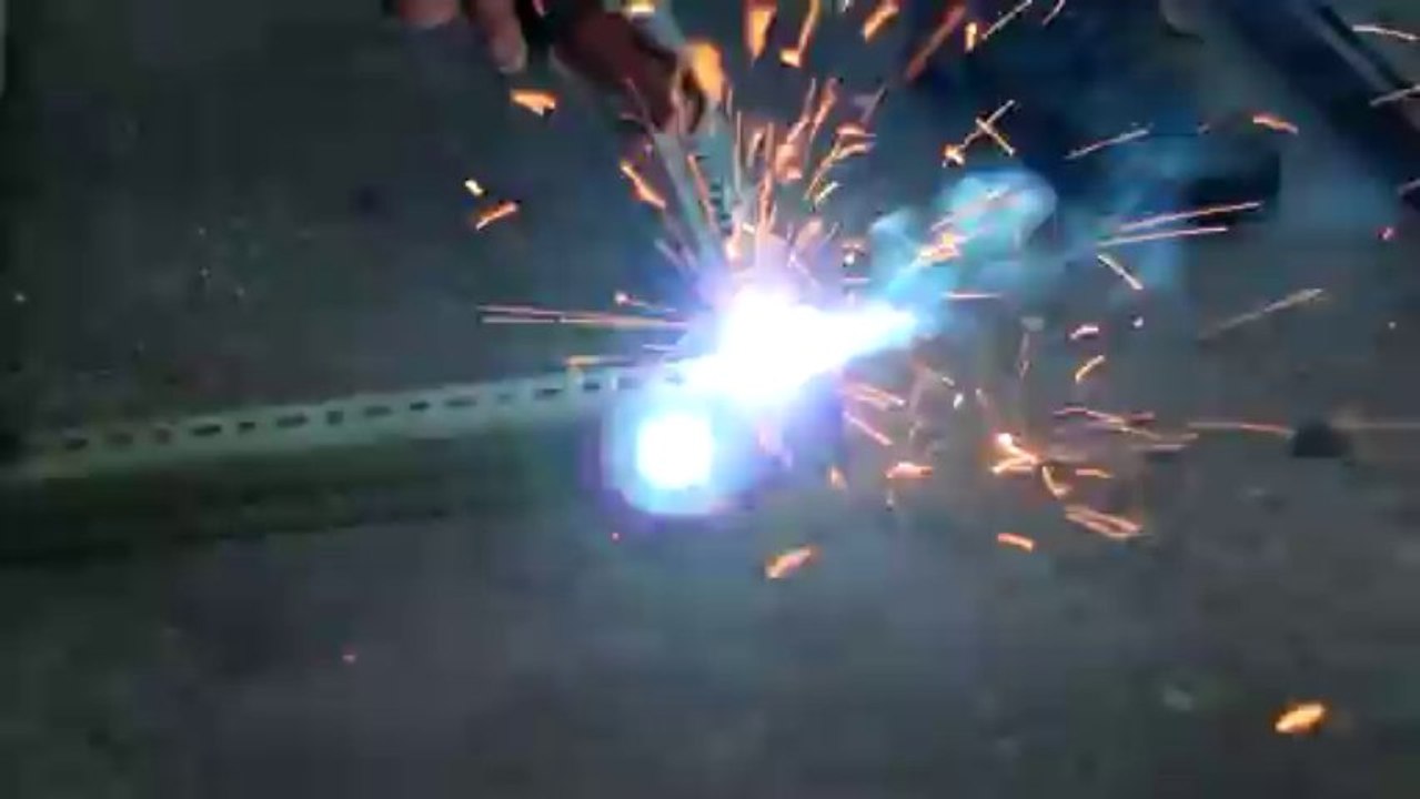 Welding 2 - Free HD stock footage