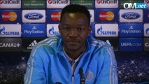 Mandanda face à la presse avant OM-Naples