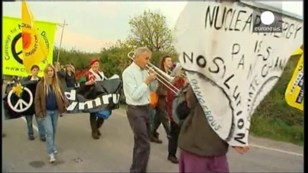 Reino Unido construirá la primera central nuclear en...