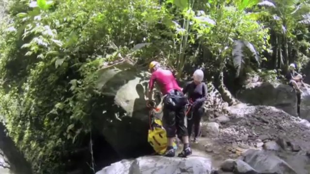 Canyoning - rivière anse céron - martinique - murdeau caraïbes