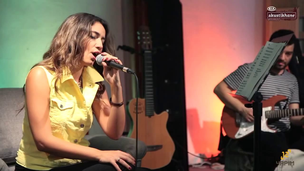 Öykü Gürman - Fikrimin İnce Gülü / #akustikhane