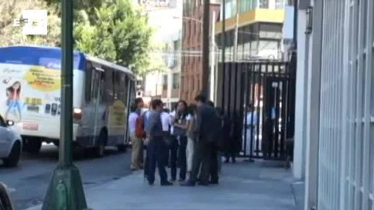 Sismo de 7,8 graus deixa 11 feridos e danos materiais na costa sul do México.