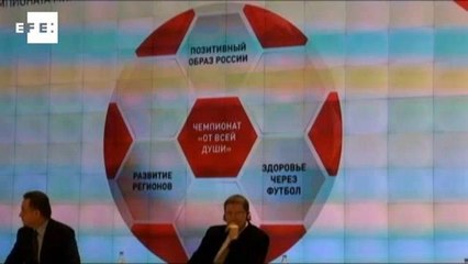 Rússia apresenta estratégia para Copa de 2018 e Fifa critica Brasil.