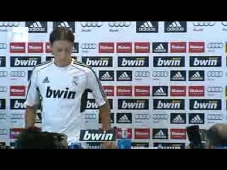 Ozil: Kaka very  important for Real Madrid