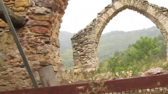 ruines en aveyron la bastide 021