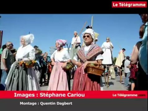 Concarneau. Filets bleus : un petit défilé, avant le grand