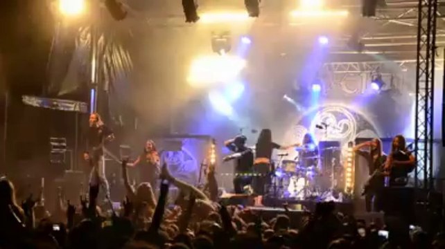 Saint-Nollf. Motocultor : Tri martolod version metal