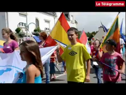 Plozévet. Mondial'Folk : les Nations ont déferlé dans les rues