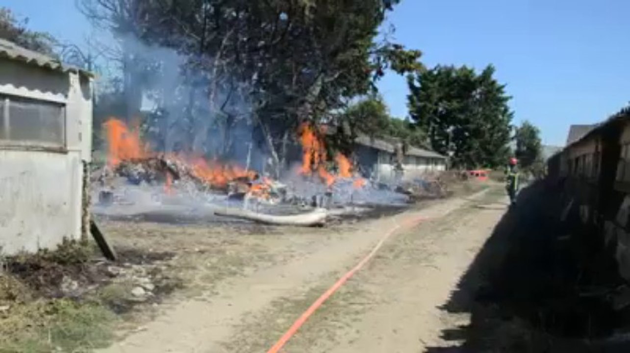 Lamballe. En images : plusieurs hectares de chaume en feu (2)