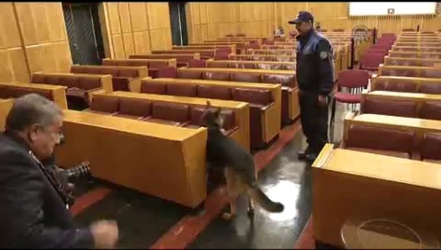 Meclis, Meks e emanet