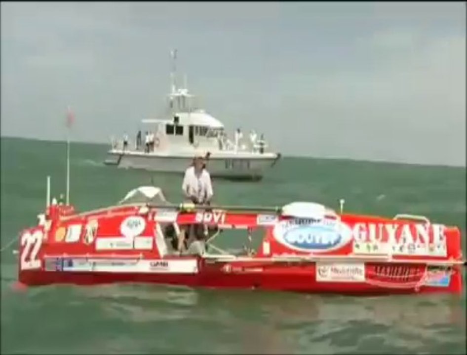 Rames Guyane. Patrick Hoyau vainqueur après 42 jours en mer