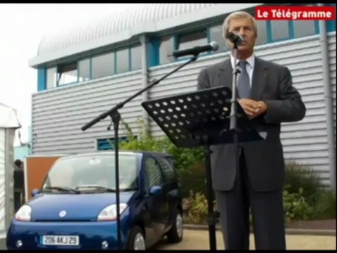 Ergué-Gabéric. Borloo inaugure l'usine de batteries de Bolloré