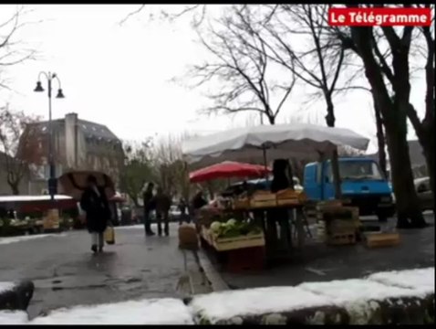 Auray (56). Quelques flocons sur Saint-Goustan