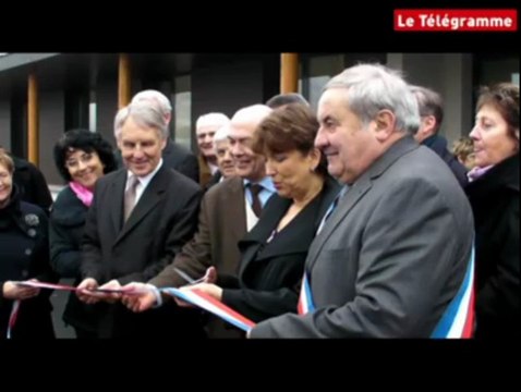 Loudéac. Roselyne Bachelot au logipôle