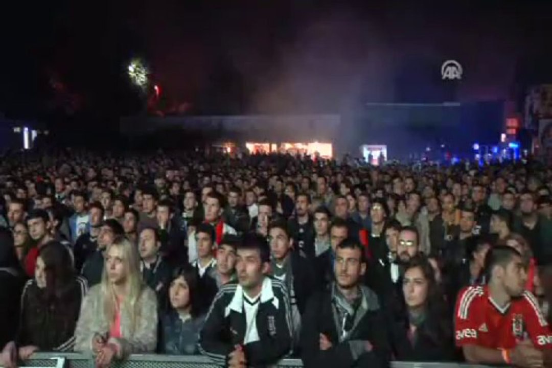 Beşiktaş taraftarı "Cezafest"te buluştu