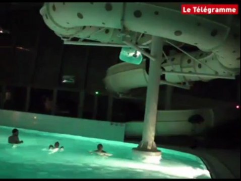 Morlaix (29). Panoramas : ambiance space à la piscine