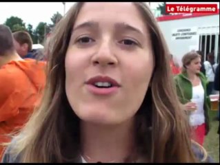 Carhaix (29). Flora, de Paris : "Y a que du lourd !"