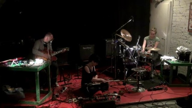 Experimental Noise Music - ASTMA and IOIOI # 05 - Live at GEZ-21