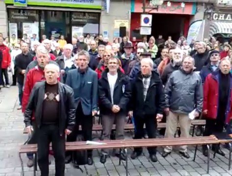Lannion (22). Le choeur des mille donne de la voix (1)