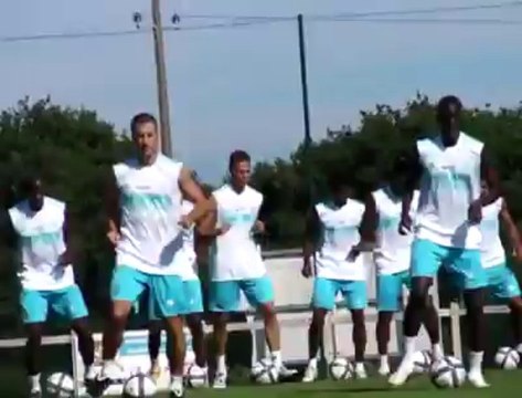 Sarzeau (56). Les joueurs de l'OM comme à l'entraînement