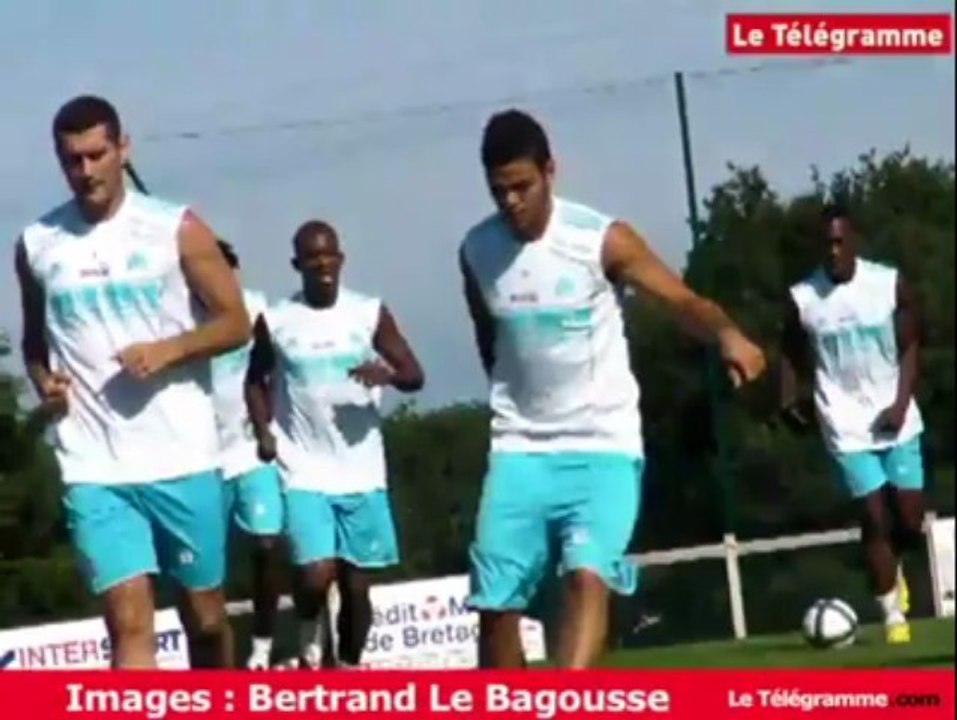 Sarzeau (56). Les joueurs de l'OM comme à l'entraînement