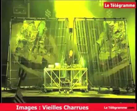 Vieilles Charrues. Les images du concert de Vitalic
