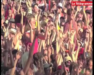 Vieilles Charrues. Les images du concert d'Alain Souchon