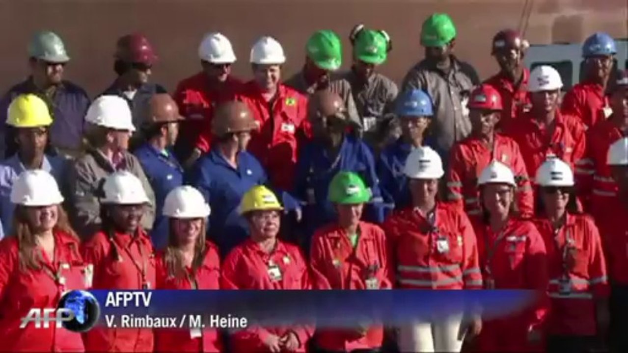 Öl-Schatz vor Rio: Straßenschlachten um 'Ausverkauf'