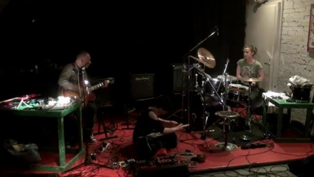 Experimental Noise Music - ASTMA and IOIOI # 04 - Live at GEZ-21