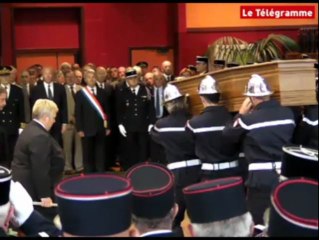 Plouay (56). Hommage au pompier tué à Lanester