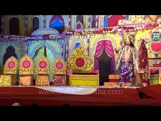 Maharani Mandodari enters the Ravan's darbar