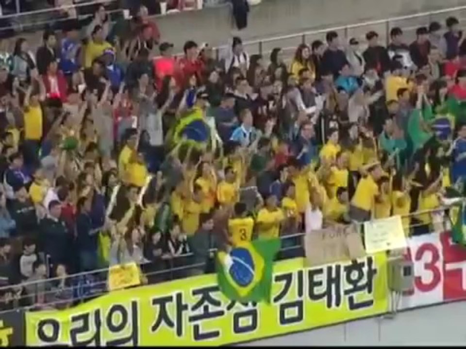 Neymar Amazing Free Kick Goal!