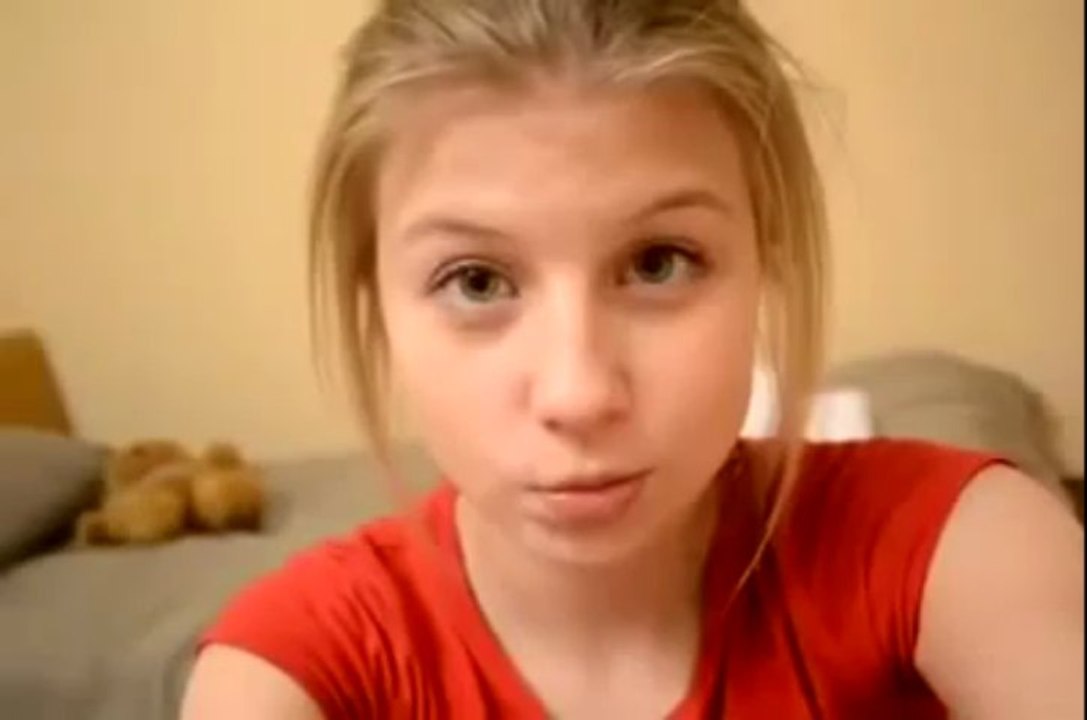 Polina Erkeklerin Aklını Başından Alıyor