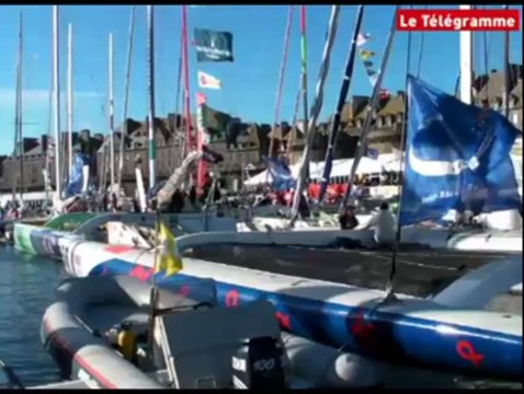 Route du Rhum. Derniers préparatifs et toujours autant de monde