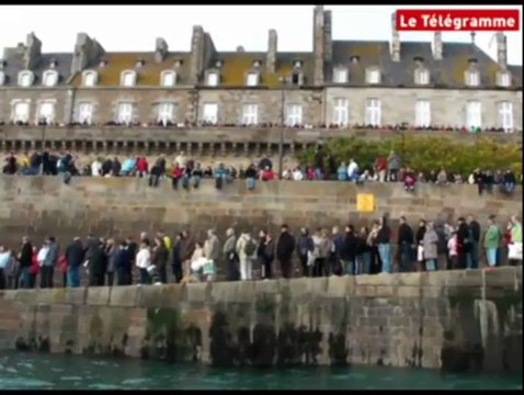 Route du Rhum. Marée humaine sur Saint-Malo